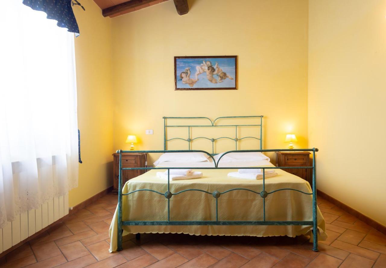 Agriturismo Casale Del Contadino Больсена Екстер'єр фото