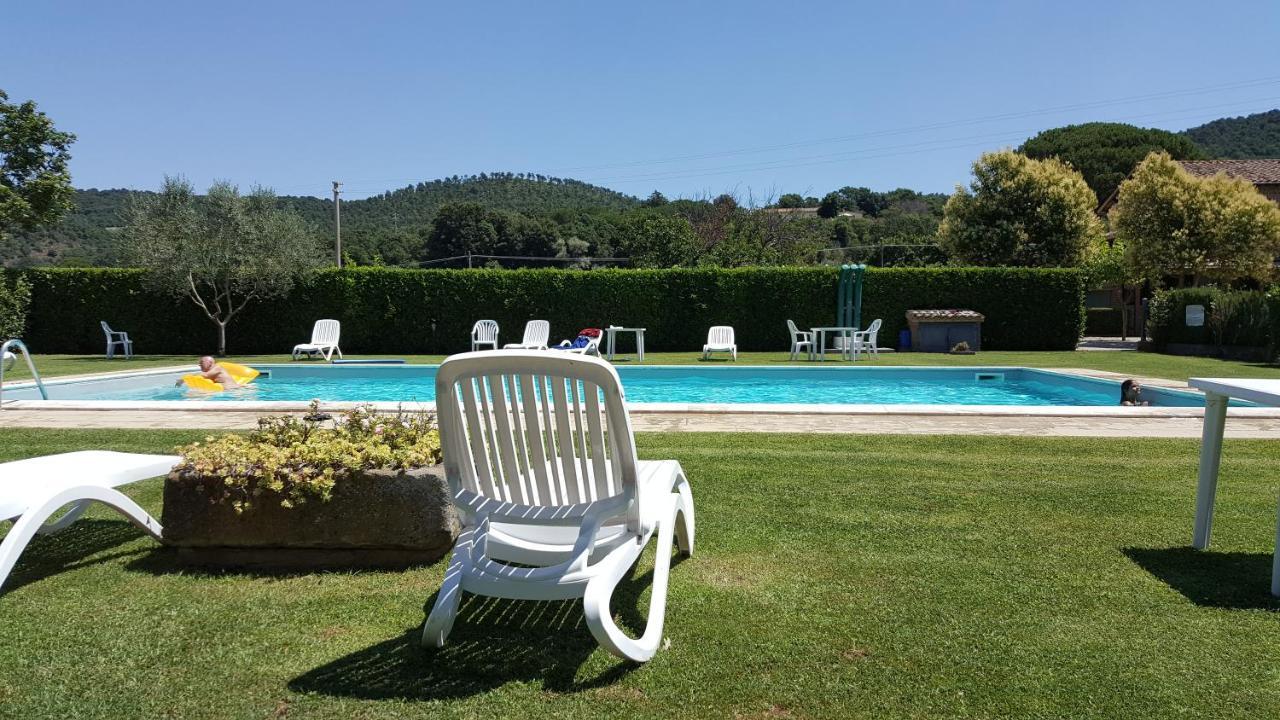 Agriturismo Casale Del Contadino Больсена Екстер'єр фото